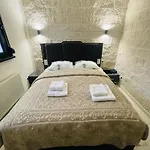 Alen Bed & Breakfast *