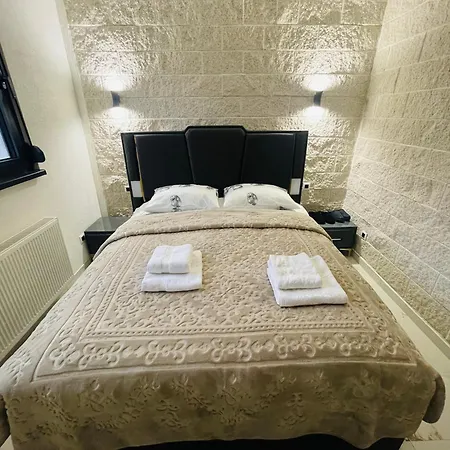 Alen Bed & Breakfast *